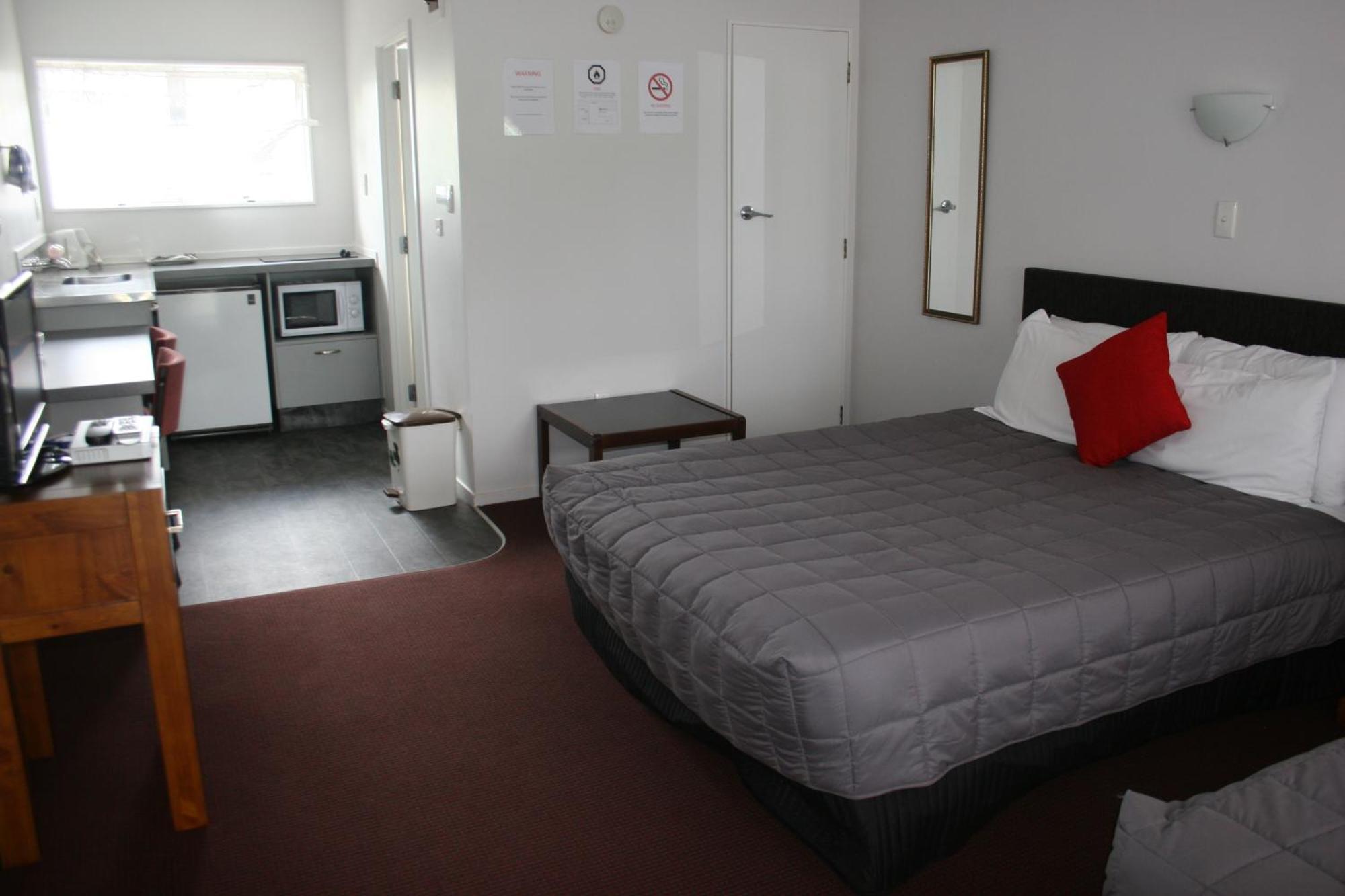Burgundy Rose Motel Whangarei Eksteriør bilde